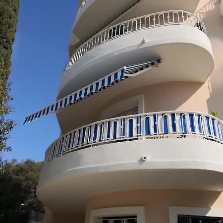 Апартаменты T2 Spacieux Vera Cruz Climatise Avec Parking Proche Mer *